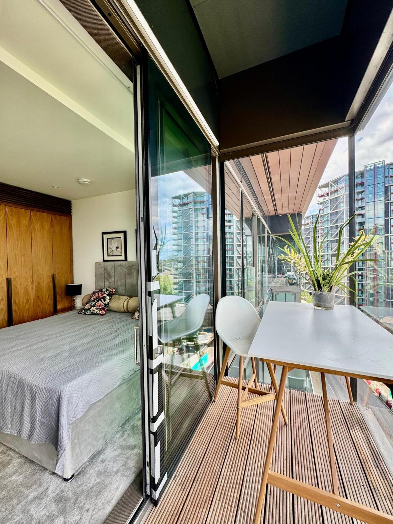 River Panorama Central London 2 Bedroom New Development Exterior foto